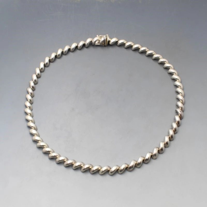 Decorative Italian Silver Chain Necklace